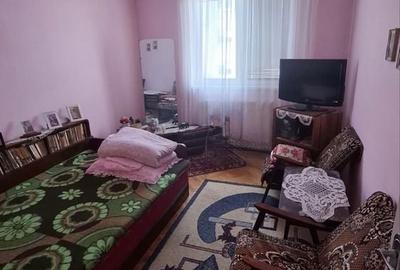 Apartament cu 3 camere decomandat în Central - 4