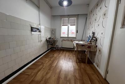 Apartament cu 2 camere decomandat în Central - 3