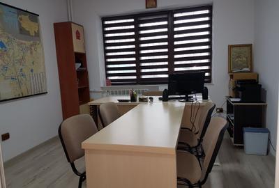 OCAZIE - GARA SPATIU COMERCIAL 2 CAMERE 46 MP. IDEAL SEDIU, BIROURI, CABINETE... - 10