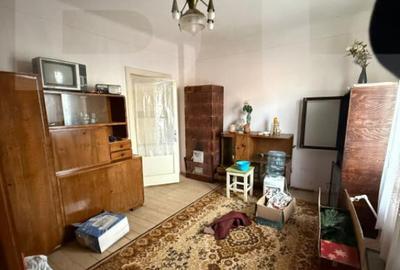 Casa de vanzare, cu 3 camere, doua bucatarii+teren in Simeri - 3