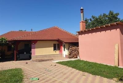 Casa cu 3 camere renovata in Cheresig - 5