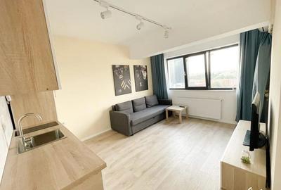 Apartament cu 2 camere semidecomandat, mobilat în Regie - 1