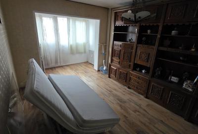 Apartament cu 3 camere decomandat în Dacia - 5