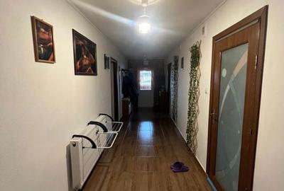 Casă cu 4 camere cu Teren 642 Mp în Central - 8