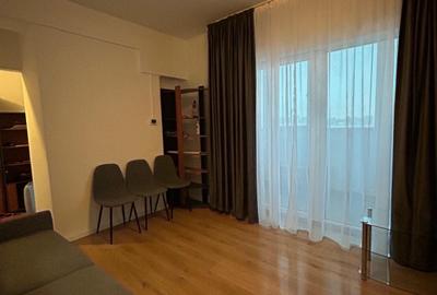 Apartament cu 2 camere decomandat în Romană