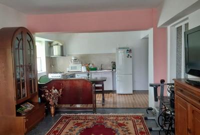 Apartament 3 Camere Decomandat | Ultracentral | Harsova - 1