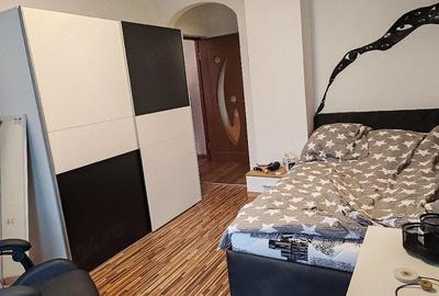 Apartament cu 3 camere semidecomandat în Cantemir - 4