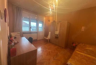 Apartament cu 3 camere decomandat în Lugoj - 3