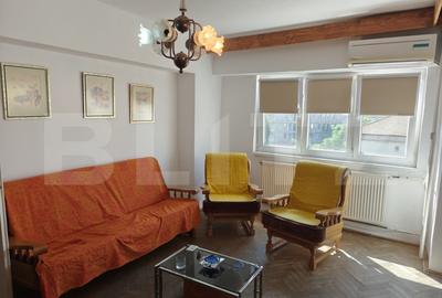 Apartament cu 4 camere, 88 mp, etaj intermediar, pe B-dul Dacia - 9