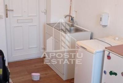 Garsoniera situata in zona Take Ionescu - 3