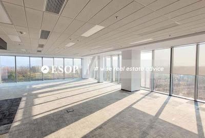 Spațiu comercial, de 500 mp, în Central - 3