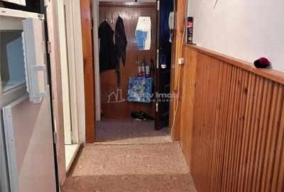 Apartament cu 3 camere semidecomandat în Central - 3