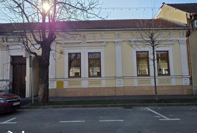 Apartament cu 3 camere în Eminescu - 1
