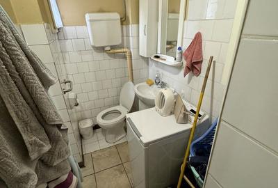 Casă cu 4 camere decomandat cu Teren 100 Mp în 14 Mai - 12