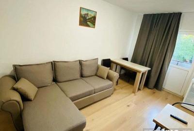 Ofer spre inchiriere o camera in zona modern - 1