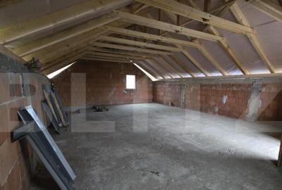 Casă cu 3 camere cu Teren 471 Mp în Viile Satu Mare