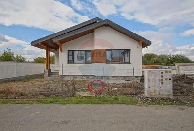 Comision 0 %! Casa cu 4 camere de vanzare in zona Stupini! - 2