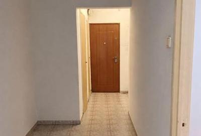 Apartament cu 3 camere semidecomandat în Dristor - 3