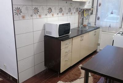 Inchiriez apartament cu o camera - 2