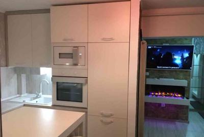 Apartament 3 camere Cantemir fara risc seismic - 1