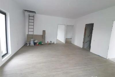 Casă cu 3 camere cu Teren 319 Mp în Central - 12