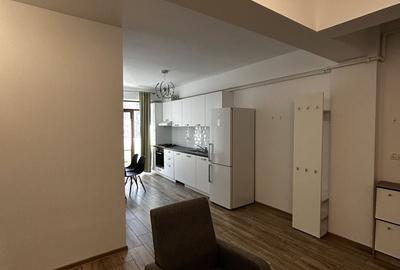 Apartament cu 3 camere semidecomandat, mobilat în Alfa - 14
