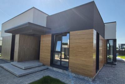 Casă cu 3 camere cu Canalizare în Balotești - 2