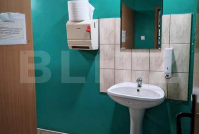 Spațiu comercial, de 1,700 mp, în Central - 13