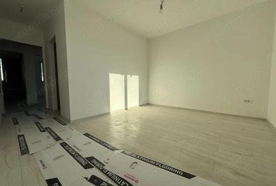 Casă cu 3 camere cu Canalizare în Moșnița Nouă - 4