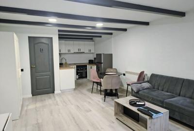 Apartament cu 3 camere decomandat în Ultracentral