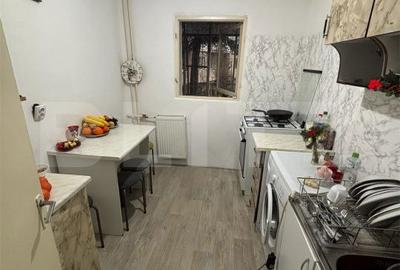 Apartament cu 3 camere decomandat în 9 Mai - 9