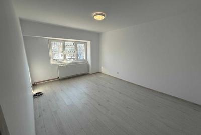 Apartament cu 2 camere decomandat în Alexandru cel Bun