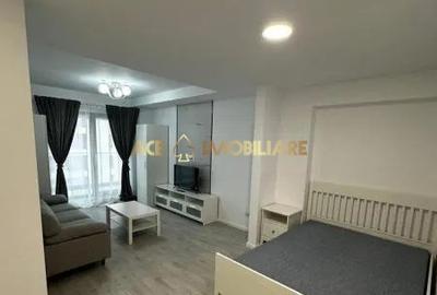 Garsonieră decomandată, mobilată în Parcul Carol