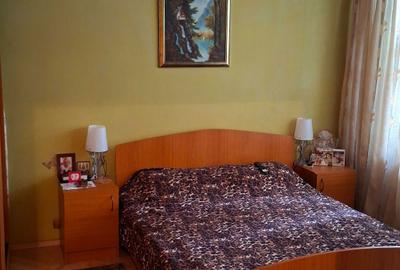 Apartament cu 4 camere decomandat în Titan - 2