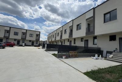 Casă cu 4 camere cu Canalizare în Fundeni - 4