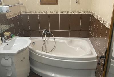 Inchiriez apartament dotat cu 4 camere, modern, str. Ta?nad, Cluj - 9