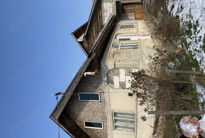 Casă cu 2 camere cu Teren 3700 Mp în Gămănești - 4