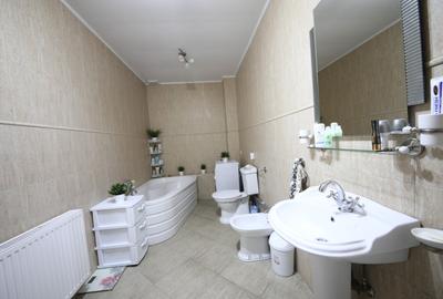 Bucurestii noi-metrou laminor,casa singur curte,parter si etaj,mobilata ,800 eur - 5