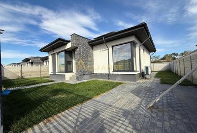 Casă individuală cu 3 camere cu Teren 370 Mp în Berceni - 1