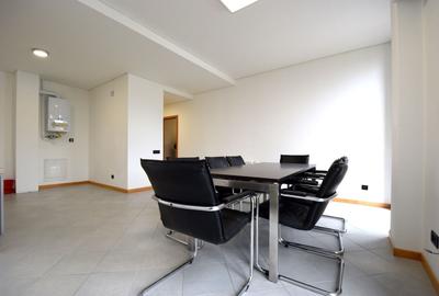 De inchiriat spatiu in cladire de birouri - 89 mp - zona Centrala - 4