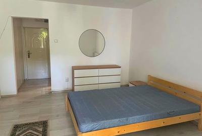 Garsoniera - Tatarasi - La Bulevard - etaj 1 - 5