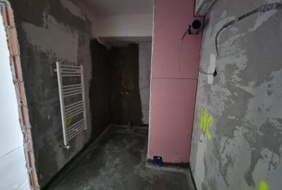 De Vanzare: Apartament cu 4 camere pe 2 nivele - 16