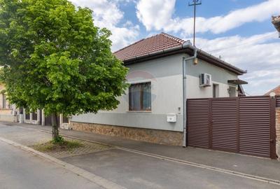 Casă individuală cu 5 camere cu Teren 1085 Mp în Aradul Nou - 1