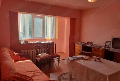 Vanzare Apartament cu 3 camere cf.1 decomandat, str, Scolilor, zona Obor. - 1