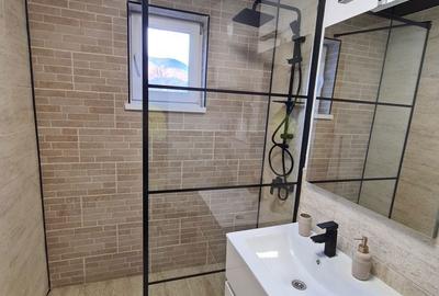 Apartament cu 3 camere decomandat în Lupeni - 3