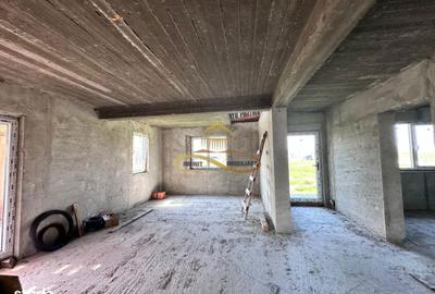 Casă cu 3 camere cu Teren 370 Mp în Săucești - 17