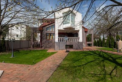 Vila de vanzare in zona Ultracentrala Bacau - 1