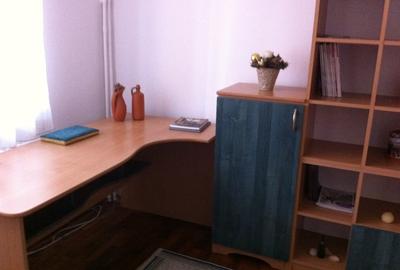 Apartament cu 3 camere semidecomandat, mobilat în Crângași - 7