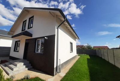 Casă individuală cu 5 camere în Berceni