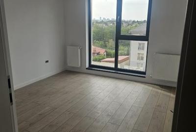 Vand apartament 4 camere cu teresa generoasa si loc de parcare - 3